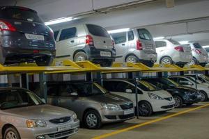 हल्द्वानी: जल्द मिलेगी वाहनों के जाम से राहत, सिंधी चौक पर मल्टीलेवल पार्किंग का निर्माण शुरू