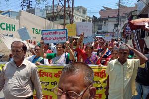 रामनगर: पालिका के तुगलकी फरमान के खिलाफ सड़को पर गरजे ग्रामीण