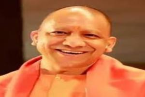 Video : प्रयागराज में मिठाई खिलाकर मनाया CM योगी का जन्मदिन