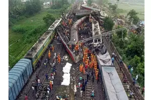 तमिलनाडु : ओडिशा रेल हादसे में जीवित बचे यात्री विशेष ट्रेन से पहुंचे चेन्नई 