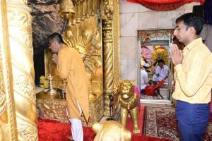 सीजेआई डी वाई चंद्रचूड़ ने की माता वैष्णो देवी मंदिर में पूजा-अर्चना 