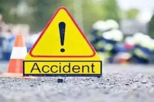 Hardoi Accident : दो बाइकों की आमने सामने भिड़ंत में मासूम की मौत, तीन घायल