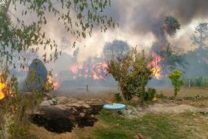 बहराइच : आग लगने से मोगलहनपुरवा गांव खंडहर में तब्दील, 250 से अधिक मकान जले
