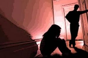 दिल्ली: बुराड़ी में तिपहिया वाहन के भीतर 13 वर्षीय किशोरी के साथ बलात्कार