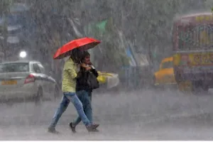 रुद्रपुर: तराई के आसपास हुई बारिश से तापमान में गिरावट