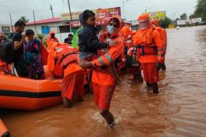 महाराष्ट्र: ठाणे और पालघर में भारी बारिश, दो लोग बहे