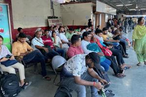 बरेली: UPSSSC परीक्षा...कागजों में लगाईं 300 बसें, अभ्यर्थी हुए परेशान