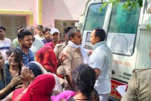 Kanpur Accident : घाटमपुर में ट्रक ने बाइक सवार छात्रों को कुचला, दोनों की मौत, परिजन रो-रोकर हुए बेहाल