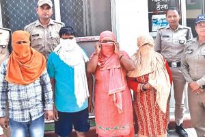 Tanakpur News: शारदा घाट पर श्रद्धालुओं ने पुलिस पर किया पथराव, एक घायल, दो महिलाओं समेत चार गिरफ्तार