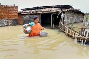असम में बाढ़ की स्थिति अब भी गंभीर, 4.88 लाख लोग प्रभावित 