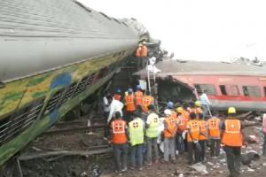 ओडिशा ट्रेन दुर्घटना: विपक्षी दलों ने हादसे में मारे गए लोगों के प्रति जताया शोक 