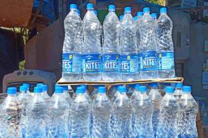 असम: सरकार लगाएगी एक लीटर से कम के बोतलबंद पीने योग्य पानी पर पाबंदी, प्रतिबंध दो अक्टूबर से होगा लागू