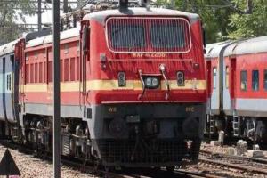 Rail News : गोरखपुर से कुछ ट्रेनें की गयी निरस्त  
