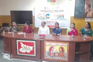 BHU News : 'भारतम कल्चरल एक्सचेंज फेस्ट' का हुआ आयोजन, 'खादी' पर छात्र बनाएंगे 20 देशों के परिधान  