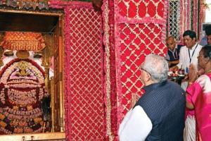 जयपुर: राष्ट्रपति द्रौपदी मुर्मू ने की खाटू श्याम मंदिर में पूजा-अर्चना