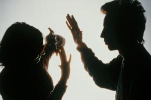 हल्द्वानी: पति व सास-ससुर के खिलाफ दहेज उत्पीड़न की रिपोर्ट