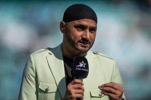 Team India : 'लोग कुछ ज्यादा ही आगे बढ़ रहे हैं', Rohit Sharma की कप्तानी की आलोचना करने वालों को हरभजन ने सुनाई खरी-खरी