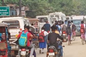 हे राम! रामपथ पर ऐसा जाम, बिलबिलाते रहे बच्चे, झुंझलाते रहे लोग, अयोध्या में यातायात व्यवस्था ध्वस्त