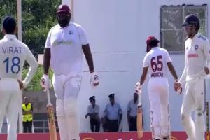 IND Vs WI : लाइव मैच के दौरान शुभमन गिल पर चढ़ा कैरेबियाई रंग, फील्डिंग करते-करते करने लगे डांस...देखें VIDEO