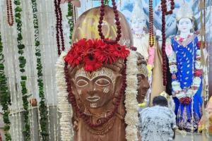 रामनगर: महादेव के पुष्प बंगला श्रंगार देखने उमड़ पड़े श्रद्धालु   