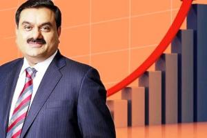 Adani की कंपनियों के शेयरों में उछाल, बाजार पूंजीकरण 50,501 करोड़ रुपये बढ़ा 
