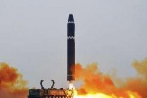 उत्तर कोरिया ने अमेरिकी जासूसी विमान को लेकर धमकी देने के बाद बैलिस्टिक मिसाइल का किया प्रक्षेपण