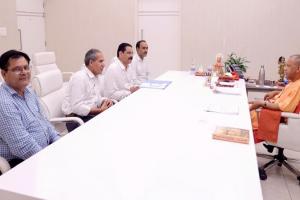 लखनऊ: मुख्यमंत्री से मिले डिप्लोमा फार्मासिस्ट के पदाधिकारी, समस्याओं की दी जानकारी