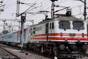 लखनऊ : पूर्वोत्तर रेलवे चलायेगा परीक्षा स्पेशल ट्रेनें, अभ्यर्थियों को मिलेगी सुविधा 