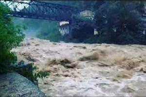 चंपावत: दो जिलों की लाइफलाइन किरोड़ा पुल खतरे में 