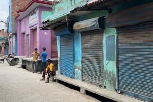 बरेली: जोगीनवादा में कांवड़ यात्रा की अनुमति निरस्त होने पर व्यापारियों ने बंद की दुकानें