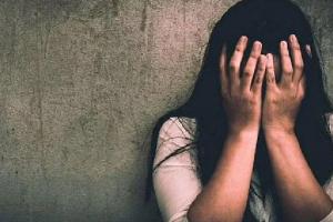 बरेली: पीएसी जवान ने प्रेमजाल में फंसाकर किया यौन उत्पीड़न, पीड़िता ने की रिपोर्ट दर्ज कराने की मांग 