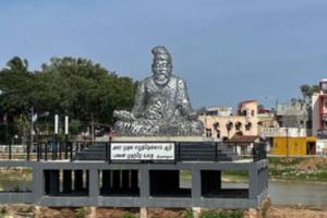 कवि तिरुवल्लुवर की स्टील से बनी प्रतिमा कोयंबटूर में स्थापित
