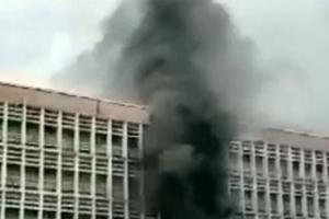 दिल्ली AIIMS के इमरजेंसी वार्ड के पास लगी आग, सभी लोगों को सुरक्षित निकाला गया