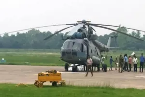 MP: वायुसेना के हेलीकॉप्टर की मदद से बचाया गया बाढ़ ग्रस्त क्षेत्र से गर्भवती महिला और परिजनों को 