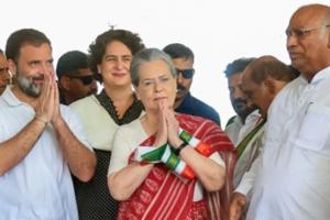 तेलंगाना: सोनिया गांधी ने की छह गारंटी की घोषणा, कहा- मेरा सपना है कांग्रेस की सरकार बने
