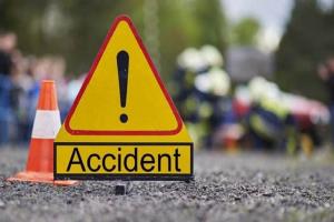हरदोई : सड़क हादसे में दो मजदूरों की मौत 