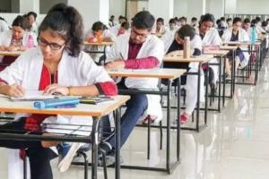 देहरादून: 10 कॉलेजों को राष्ट्रीय भारतीय चिकित्सा प्रणाली आयोग की ओर से अभी तक मान्यता न मिलने से आयुष यूजी काउंसलिंग अटकी