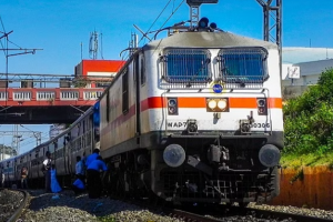हल्द्वानी: काठगोदाम से प्रयागराज तक के लिए एक नई ट्रेन चलाने की मांग 