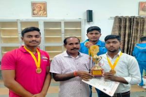 रामपुर: भारोत्तोलन प्रतियोगिता में सरस्वती विद्या मंदिर के 'उज्जवल' और 'पप्पू' ने मारी बाजी