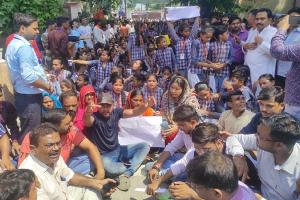 रामपुर: भाजपाइयों व हिन्दू संगठनों ने पुलिस के खिलाफ खोला मोर्चा, घेरी कोतवाली