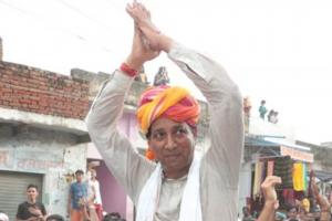 राजस्थान के बर्खास्त मंत्री गुढ़ा शिवसेना में हुए शामिल, CM शिंदे ने दिलाई सदस्यता