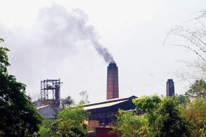 धनबाद : वायु प्रदूषण पर लगाम के लिए नई कोयला इकाई स्थापित करने पर रोक