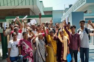 रुद्रपुर: ईएसआई अस्पताल में अव्यवस्थाओं के खिलाफ लोगों ने किया प्रदर्शन