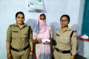 रुद्रपुर: पॉश कॉलोनी में हुई लाखों की चोरी में घर की नौकरानी गिरफ्तार