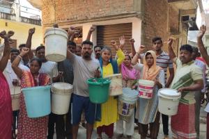 हल्द्वानी: ट्यूबवेल खराब होने से राजपुरा में पिछले तीन दिनों से पेयजल आपूर्ति ठप 
