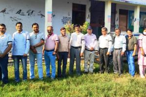 रामनगर: शिक्षकों ने बाहों में काली पट्टी बांधकर किया शिक्षण कार्य