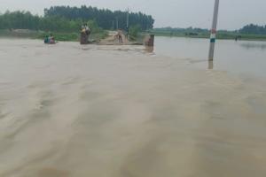 शाहजहांपुर: नहीं टला बाढ़ का खतरा, फिर बढ़ा पांच नदियों का जलस्तर