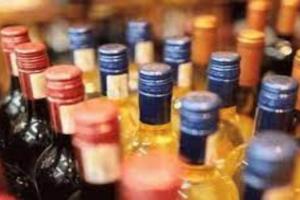 सोनभद्र में 75 लाख की अवैध अंग्रेजी शराब के साथ दो तस्कर गिरफ्तार 
