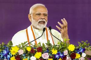 गुजरात: PM मोदी ने महेसाणा में विभिन्न विकास परियोजनाओं का किया उद्घाटन और शिलान्यास