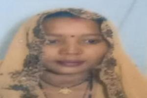 चित्रकूट: करवा चौथ के लिए पैसे मांगने पर पत्नी की हत्या कर पति ने लगाई फांसी, मासूम बच्चे हुई अनाथ